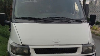 Chính chủ bán xe Ford Transit tải van, 6 người / 900kg. 