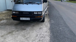 Dư con xe thanh lý rẻ cho ae xe toyota 7c 