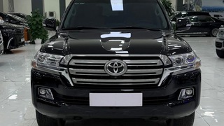 Bán Toyota Land Cruiser 4.6 V8 sản xuất 2020, 4 ghế VIP. 