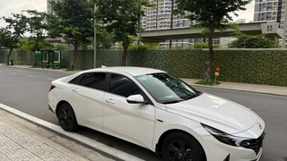 Phiên bản: Elantra 1.6 Đặc Biệt 