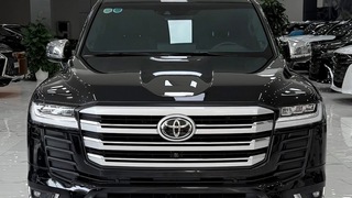 Bán Land Cruiser LC300 VXR Trung Đông sản xuất 2023. 