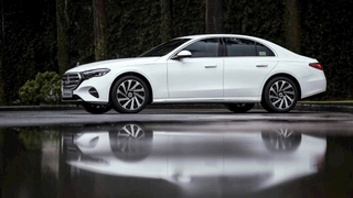 Mercedes E200 Exclusive Có Đáng Mua Không  Góc Nhìn Thực Tế Sau Khi Trải Nghiệm 