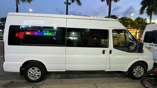 Ford Transit SVP 2019 16 chỗ Trắng  360 triệu 