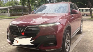 Vinfast Lux SA2.0 Base 2020 35.000 km Đỏ 575 triệu 