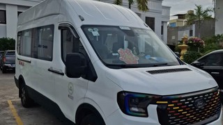 Cần bán Ford Transit Premium 16 chỗ   Đời 2024 