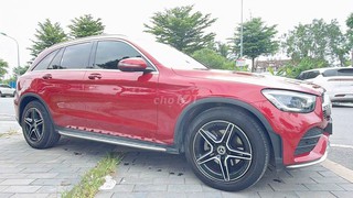 Mercedes Benz GLC 300 4matic 2020 Đỏ 4 vạn km  