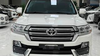 Land Cruiser 4.6 V8, sản xuất 2019 xe đẹp xuất sắc. Giá cực tốt. 