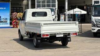 Nhỏ gọn   dễ xoay trở   phù hợp chạy hàng trong phố. 990Kg hàng hóa....