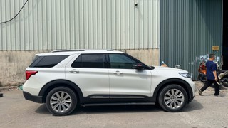 Ford Explorer 2022 Trắng 67000 km 67.000 km 