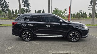 Mitsubishi Outlander 2.0 CVT 2021   7 chỗ   Giá 535 triệu 