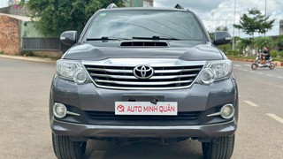 TOYOTA FORTUNER 2016 máy dầu 2.5 MT   số sàn 
