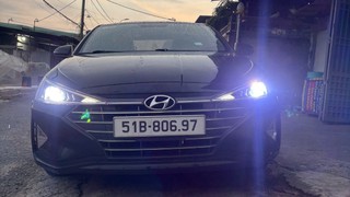 HYUNDAI ELANTRA 2020  số sàn otô 7,5 vạn 300 triệu 