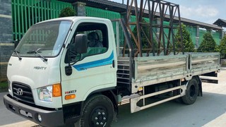 Xe tải chở kính tải trọng 6,8 tấn thùng 5m 