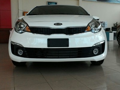 Kia RIO 1.4 AT  sedan 3