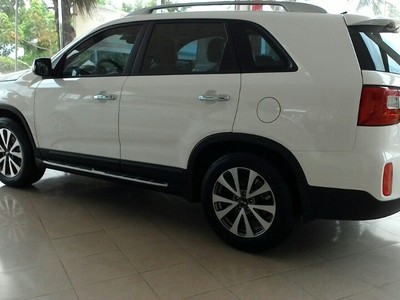 Kia New Sorento 2.4AT 7 chổ 2