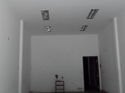 Cho Thuê nhà làm văn phòng, kinh doanh tại TP. Quảng Ngãi  Rộng 5m, dài 42 m, S sàn 388m2 0