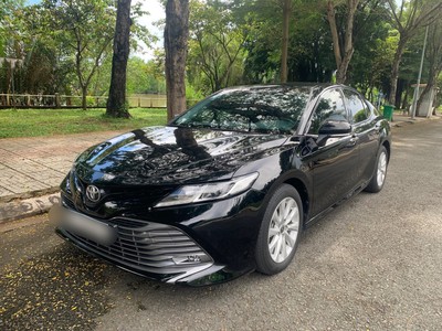 Chính chủ bán Toyota Camry 2.0G bao tets hãng 2