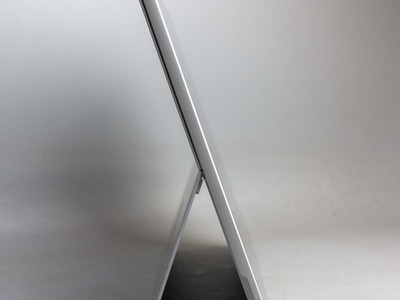 Surface Pro 5 2017   SSD 256GB   Core I5   RAM 8GB   97 19320 3