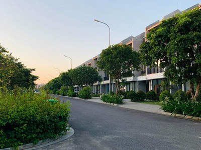 Sở hữu ngay biệt thự phố duy nhất tại khu kinh tế đêm Hội An. Đầu tư 4,5tỷ lãi ngay 2,85tỷ 3