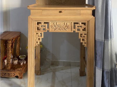 Tìm hiểu bàn thờ gỗ sồi có tốt không 3