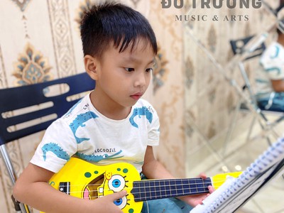 Khai giảng lớp Ukulele tại Quận 6 4