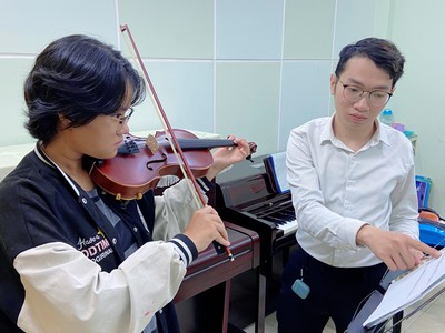 Tuyển sinh Piano, Guitar, Thanh nhạc, Vẽ tại Quận 6 1