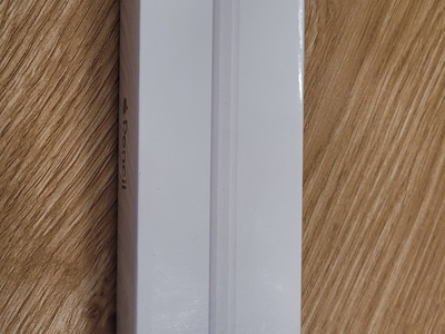 Cần bán Apple Pencil 2 nguyên seal 0