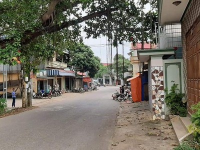 Cần bán 118m2 đất chính chủ tại phượng cách quốc oai mặt đường ô tô tải 26t/m . 1