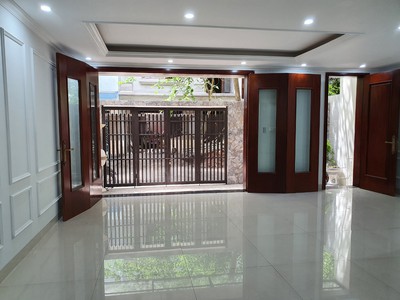 Chính chủ cho thuê t1 nhà liền kề 82 nguyễn tuân, thanh xuân dt65m2 giá 18tr/th 2