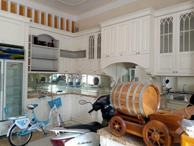 Nhà đẹp vào ở ngay - kinh doanh sầm uất - quận cẩm lệ 1