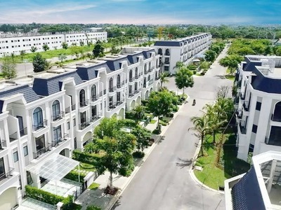 Cần bán nhà phố 110m2 mặt tiền đường hùng vương - dự án lavilla green city tân an 2