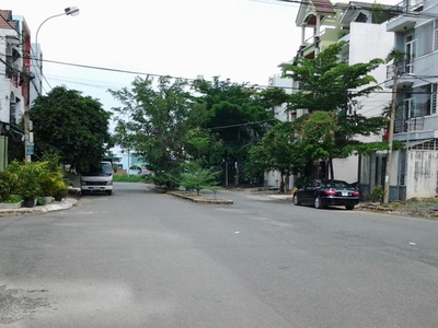 Đất biệt thự Thủ Đức  8x15m - 14tỷ2   7x20m - 12tỷ6   10x20m - 14tỷ7   12x20,5m-14tỷ 2