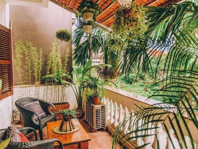 Cho thuê nguyên căn 5 tầng mặt phố Quảng Khánh, Tây Hồ mt 7m, 180m 0