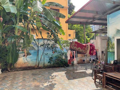 Cho thuê nguyên căn 5 tầng mặt phố Quảng Khánh, Tây Hồ mt 7m, 180m 2