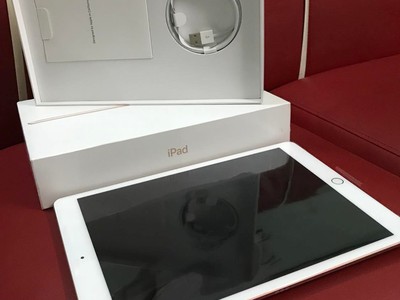 Cần tiền bán gấp Ipad gen7, xách tay Mỹ nguyên rin chưa khởi động giá rẻ 0