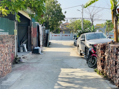 Bán đất 63.3m2 xóm đình, nguyên khê, 30m ra đường lê hữu tựu, cạnh khu sân chơi, cây xanh 2