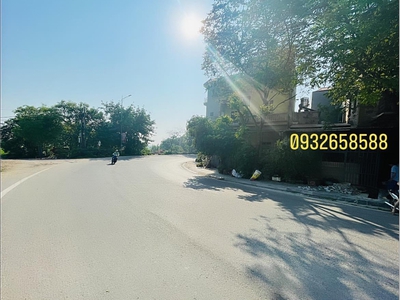 Đất kinh doanh, mặt đường 10m, có vỉa hè, quy hoạch ổn định trên mặt đường việt hùng - đông anh 1