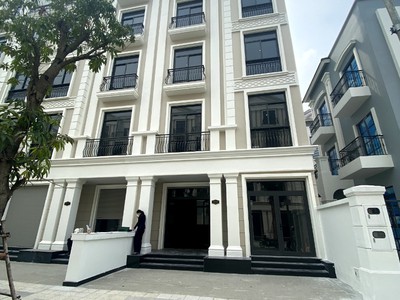 Cho thuê nhà shophouse chính chủ dự án the origami   vinhomes grand park 0