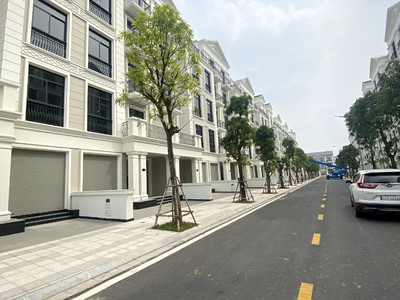 Cho thuê nhà shophouse chính chủ dự án the origami   vinhomes grand park 3