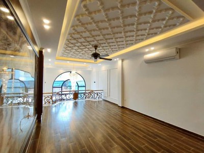 Chỉ còn 1 căn Duy nhất Tại Thiên Lôi  11