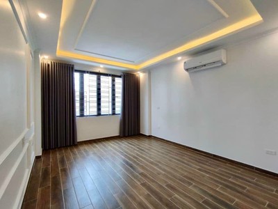 Chỉ còn 1 căn Duy nhất Tại Thiên Lôi  8
