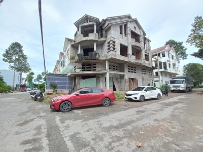 Bán biệt thự thô góc 2 mặt tiền đối diện trung tâm hành chính quận cái răng, tp. cần thơ 0