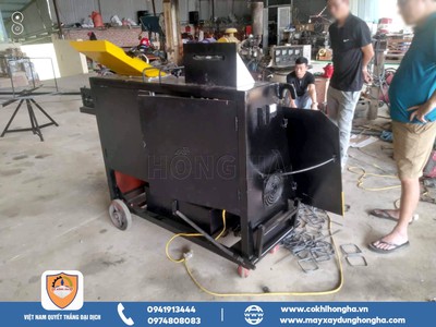 Máy bẻ đai sắt mini Hồng Hà 2