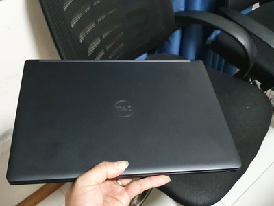 Cần bán Dell Latitude 5290- Core i7-8650U/Ram 8G /SSD256GB máy đẹp 98 2