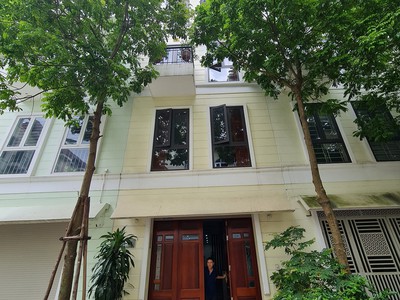 Cần vốn đầu tư cần sang tên căn biệt thự nam cường, hà đông, vỉa hè, ô tô tránh, giá 8 tỷ 1