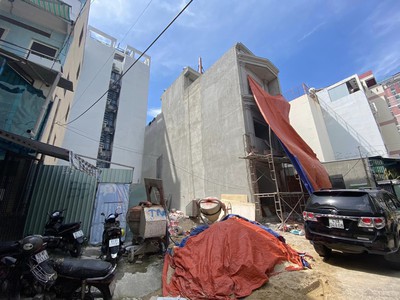 Mua là lời   mặt tiền đường 10m có lề - trung tâm xịn mịn   55m2   giả hẻm 5.9 tỷ 2