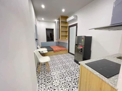 Chung cư mi ni 8 phòng full đồ - lạc long quân/ tây hồ/ võ chí công. lô góc, 2 thoáng, thang máy 1