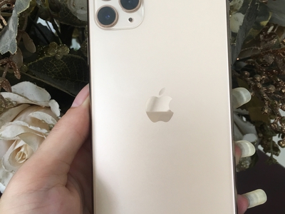Bán 11 pro max zin , k lỗi lầm nhỏ 0