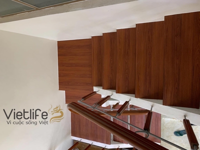 Những lí do bạn nên làm tâm mặt bậc cầu thang gỗ công nghiệp 2