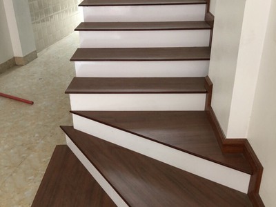 Những lí do bạn nên làm tâm mặt bậc cầu thang gỗ công nghiệp 5